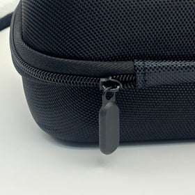 Maizengauto handle detail for easy carrying and quick access