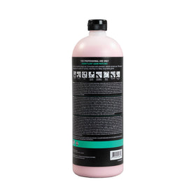 Malco Cherry Flash open jar showcasing smooth liquified paste wax for easy application