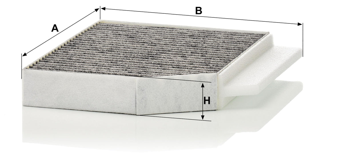 MANN-FILTER activated carbon layer detail showing gas and odor adsorption