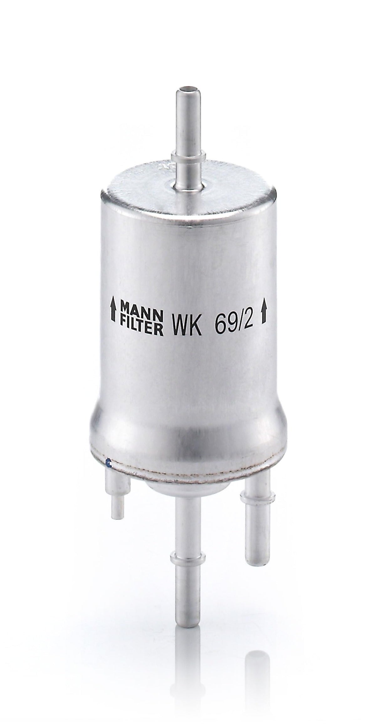 MANN-FILTER close-up of MULTIGRADE F media demonstrating fine particle capture and longevity