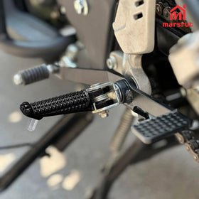 Marsrut textured foot surface improving grip and rider stability