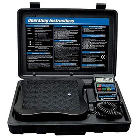 Mastercool large LCD display and buttons, allowing easy reading and quick programming