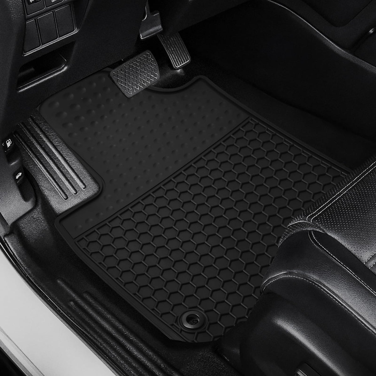 Matericuo under-pedal clearance view for safe stable placement