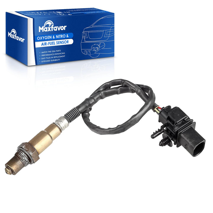 Maxfavor front view of O2 sensor showing plug and overall design benefit fitment