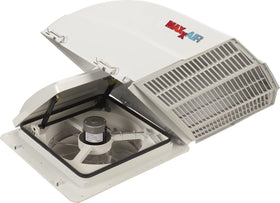 MAXXAIR Fanmate EZClip hardware image demonstrating tool-free installation speed