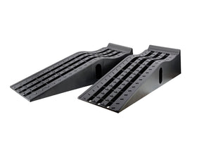 MAXXHAUL front profile showing ramp shape and safe drive-on geometry for easy access