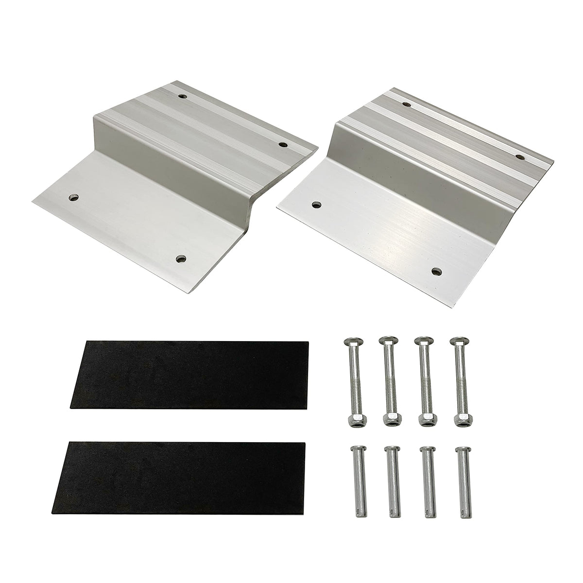 MAXXHAUL ramp top front view showing durable aluminum and secure fit benefit