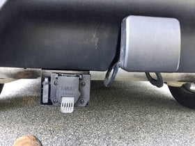 MECMO kit packaging with screws bracket and adapter showing complete ready‑to‑install parts