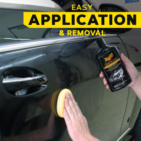 Meguiar's label close-up showing product name and premium carnauba blend benefits
