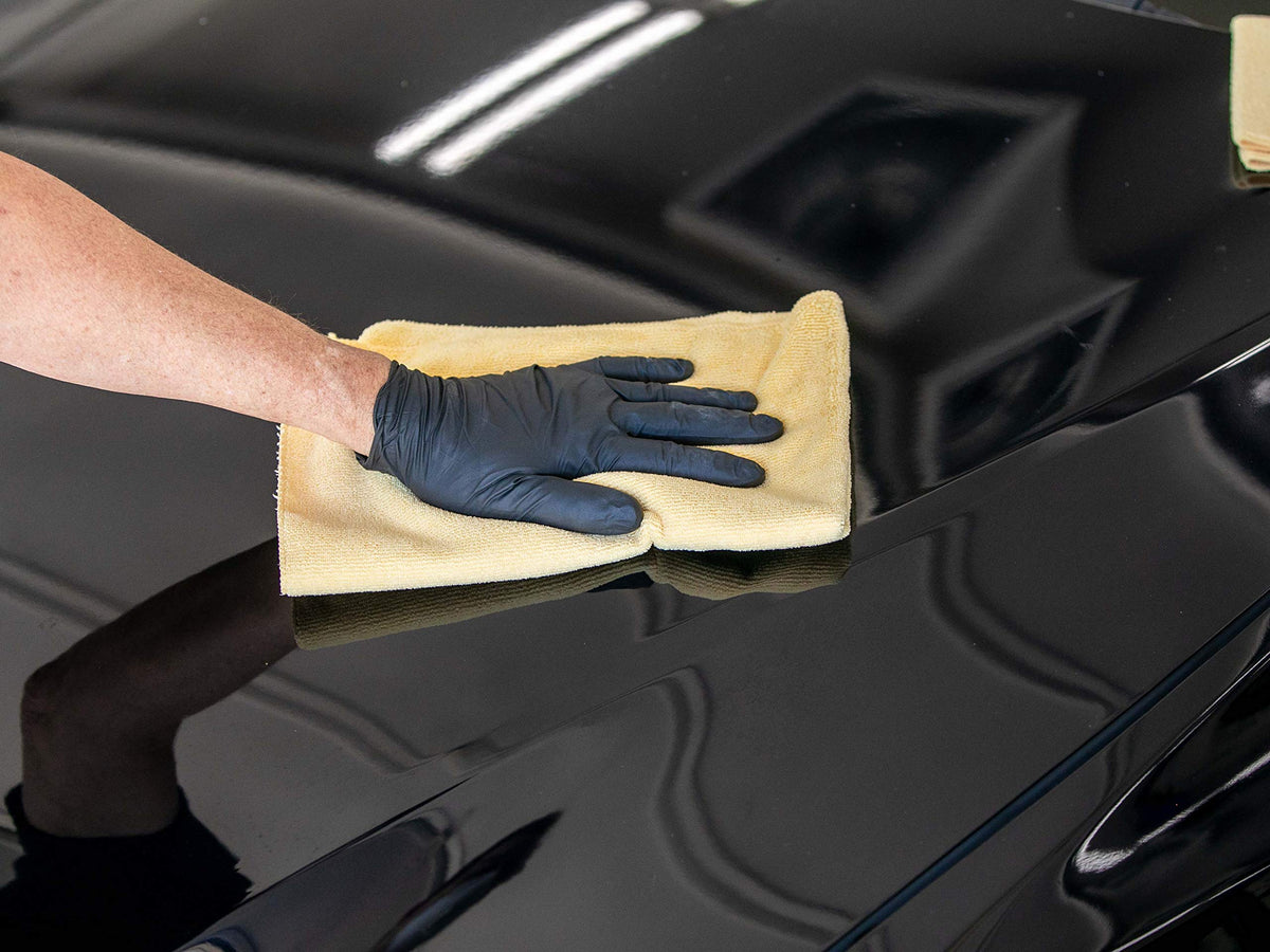 Meguiar's used with a DA polisher on car hood demonstrating fast restoration benefit