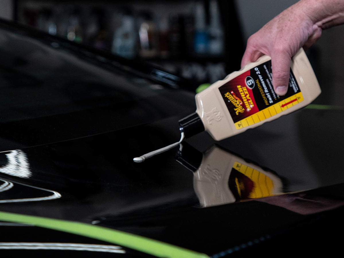 Meguiar's polish texture closeup displaying smooth, low‑splatter formula