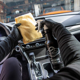 Meguiar's seat before-and-after comparison demonstrating fabric refresh benefit