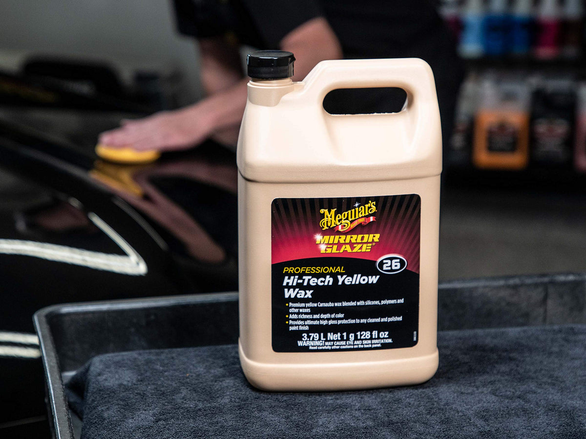 Meguiar's wax texture close-up highlighting smooth consistency for easy spread