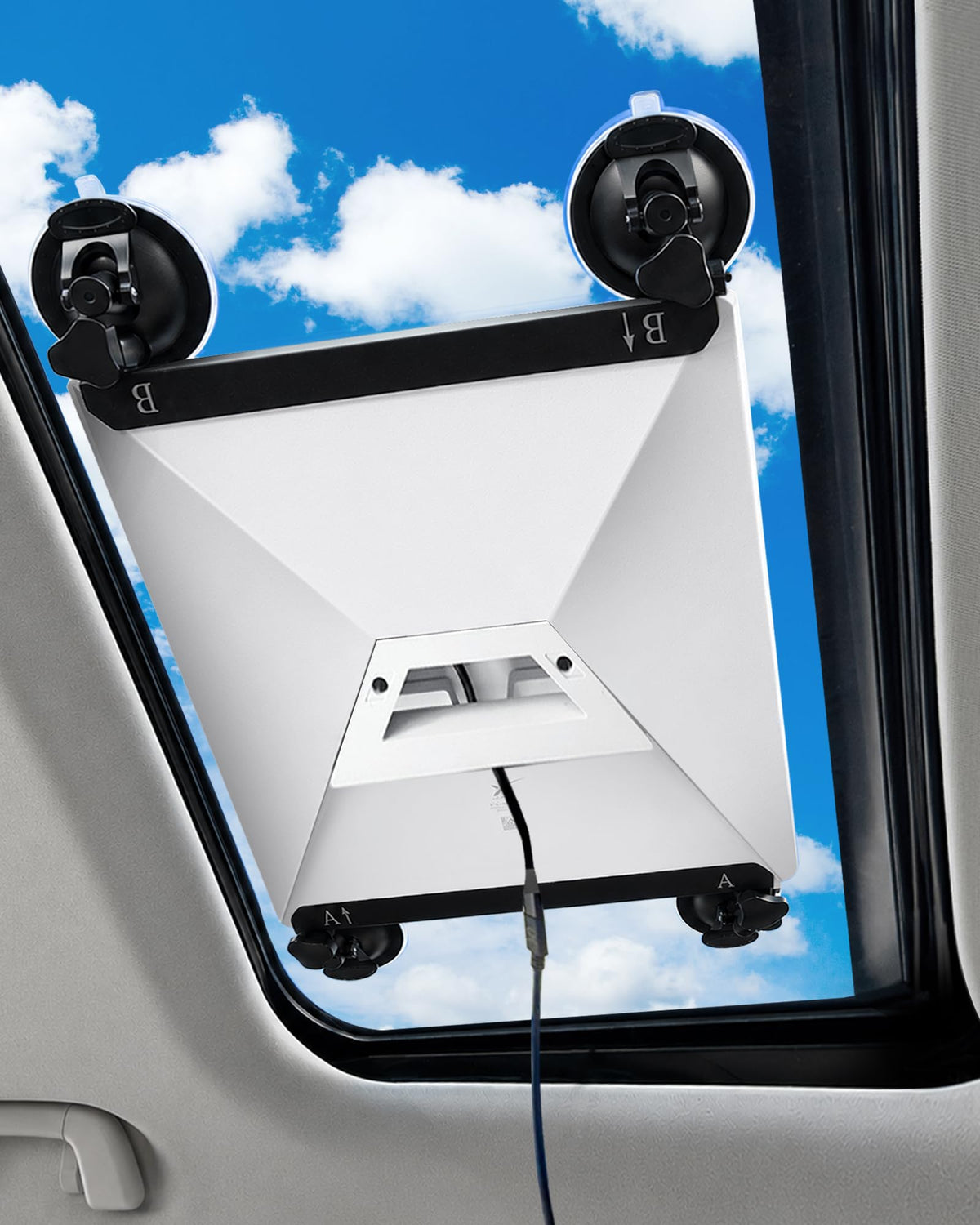 MEKEET front view on car window showing secure hold and stable signal