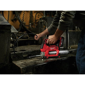 Milwaukee close-up of coupler threads highlighting precision fit and durability