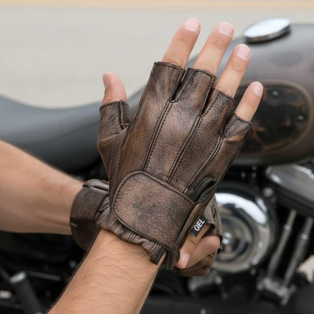 Milwaukee Leather palm close-up with gel padding for reduced vibration and improved comfort