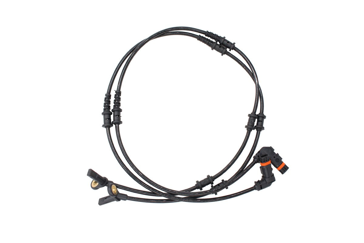 MOTOKU sensor installed at wheel hub showing correct placement and reliable signal