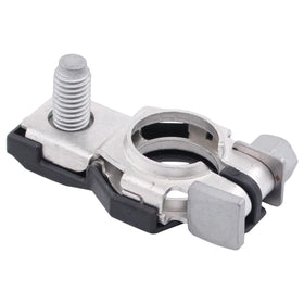 MOTOKU corrosion-free connector closeup proving long-term reliability