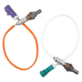 motoku front packaging showing the two 4-pin oxygen sensors and clear compatibility labeling
