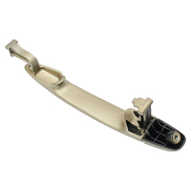 MOTOKU detail of handle without keyhole confirming compatibility for non-keyed doors