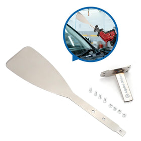 MOTOQUEEN lifestyle shop setting showing streamlined windshield removal workflow