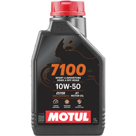 Motul 7100 front bottle view showing label and certifications, clear brand protection