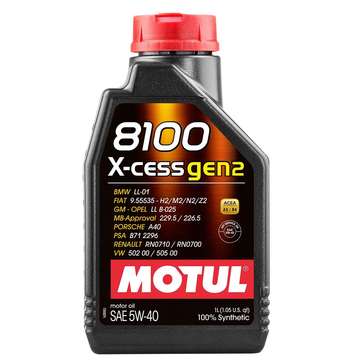Motul 8100 X‑Cess Gen2 front bottle view showing label and quick-identify benefit