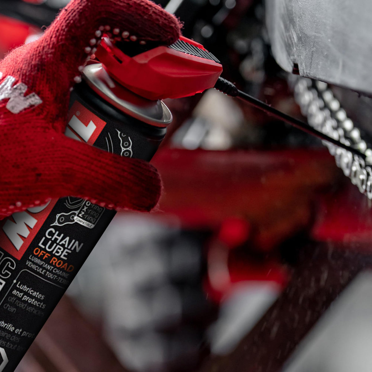 Motul MC Care C3-treated chain after ride showing reduced dirt cling benefit