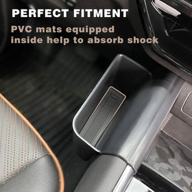 Muslogy insert detail with PVC mat showing anti-slip protection for items