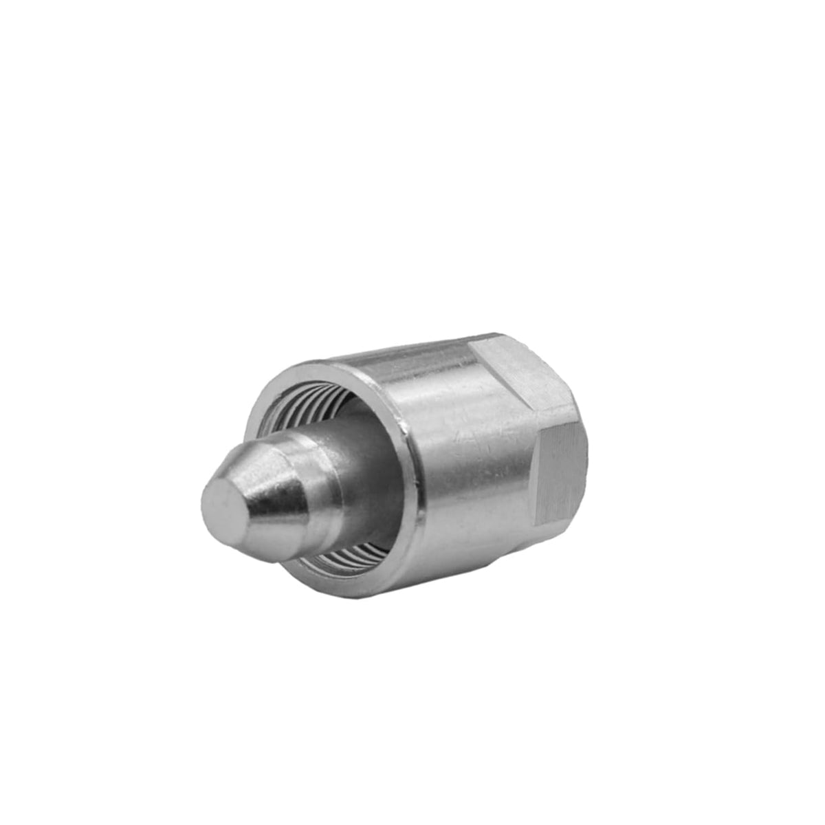 Mysttoo cap installed on fuel rail during diagnostics illustrating leak prevention