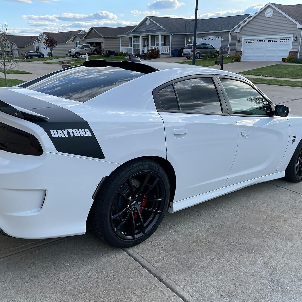 NeespoC spoiler installed on Charger rear profile improving sporty appearance