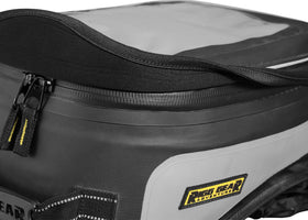 Nelson-Rigg protective non‑marking base preventing scratches and keeping bag stable