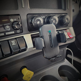 Never Inside K Dub Stub installed in Kenworth dash keeping phone visible and stable
