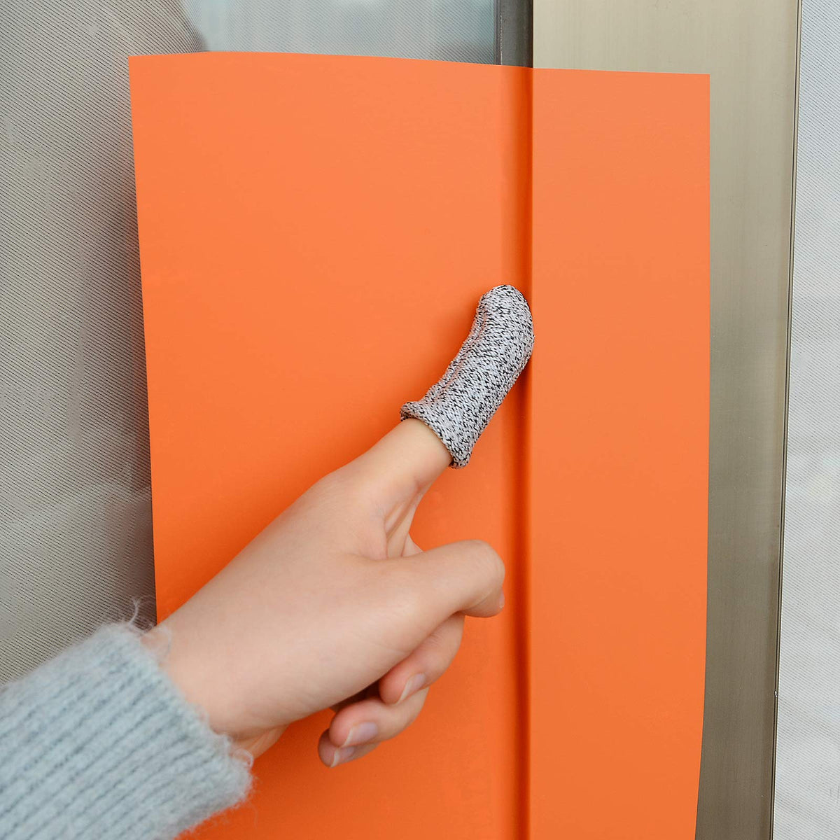 NEWISHTOOL lifestyle installation scene showing faster installs and reduced risk
