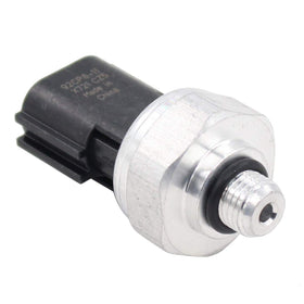 NewYall pressure transducer front view showing connector and robust housing benefit