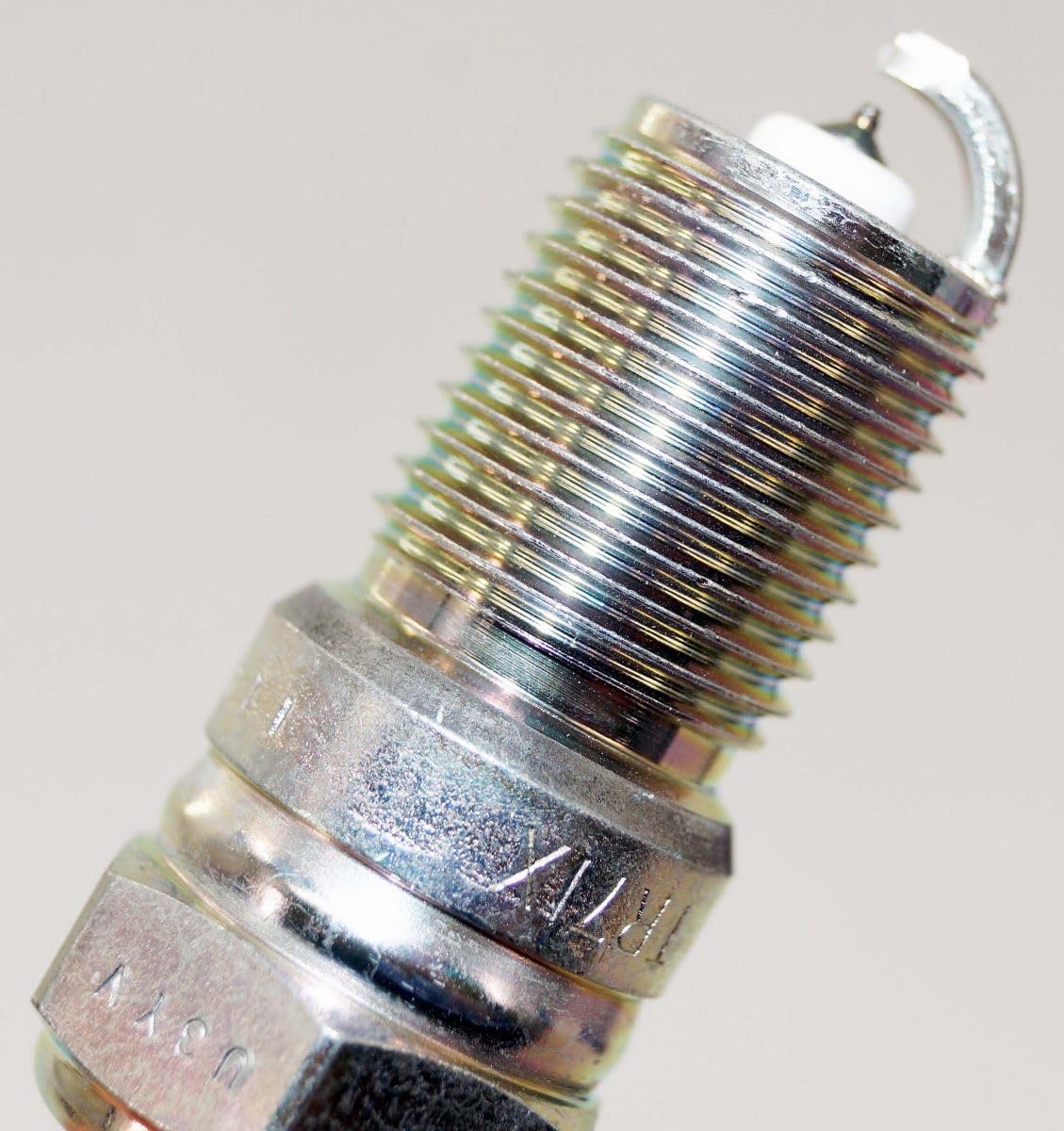 Box label with NGK part number #3690 displaying clear fitment information and confidence