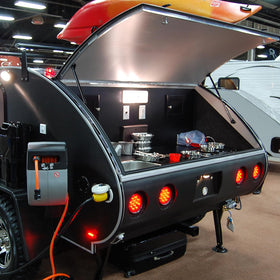 Nilight lifestyle road towing scene demonstrates practical on-road performance
