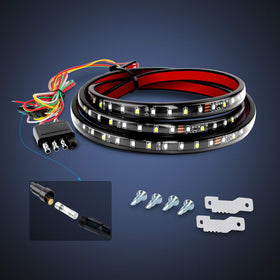 Nilight illuminated on a highway at night showing high visibility and clear vehicle signaling