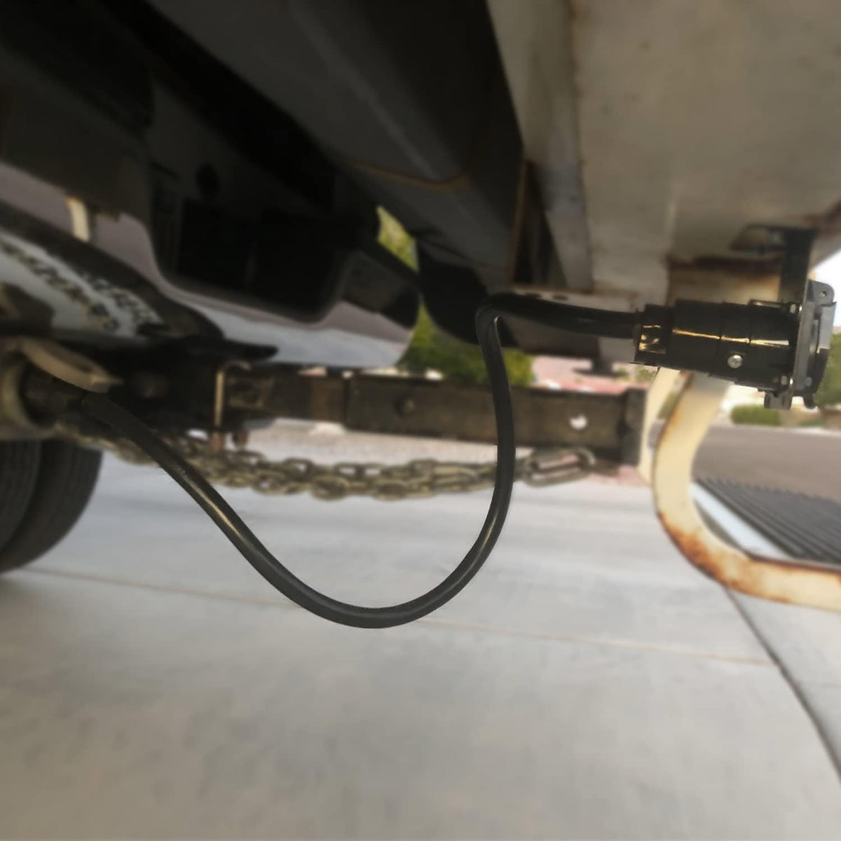Nilight used in outdoor towing scene showing dependable on-road performance
