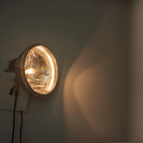 Nioboee H10 bulb installed showing consistent 12V 42W lighting benefit