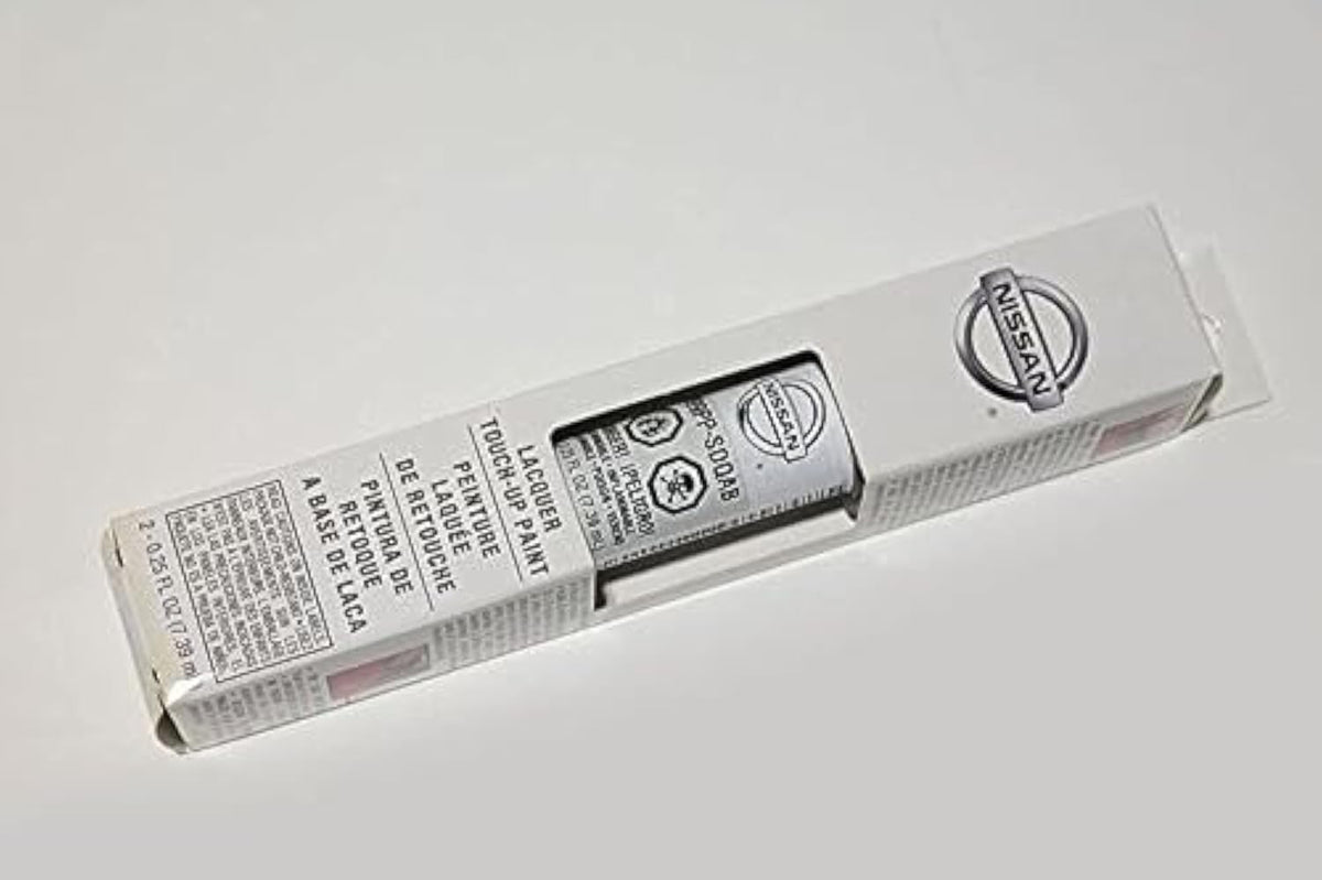 Nissan Pearl White QAB touch-up pen front view showing applicator for accurate repairs