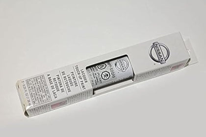 Nissan Pearl White QAB touch-up pen front view showing applicator for accurate repairs