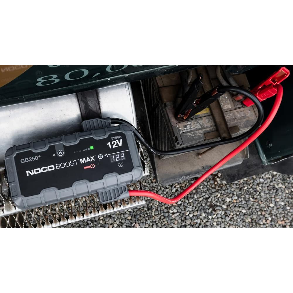 NOCO GB250 clamp close-up highlighting UltraSafe spark-proof clamps for safe use