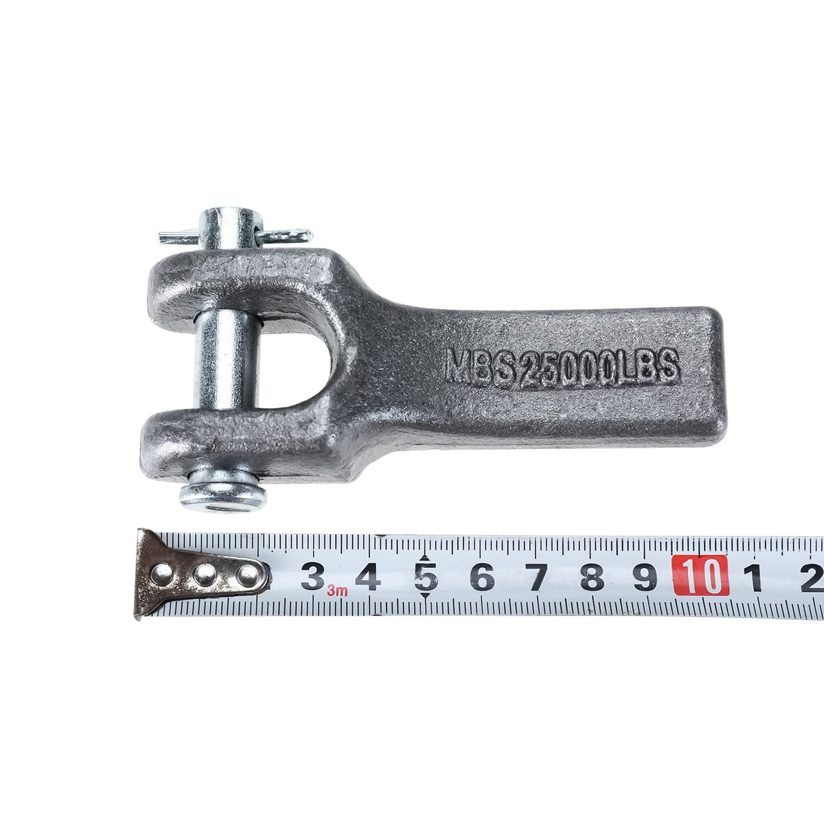 NORJIN retainer next to ruler illustrating compact 3/8 inch chain compatibility and scale