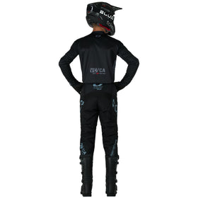O'NEAL Element MX pant in use on rider demonstrating secure fit and boot compatibility
