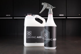 OBSESSED GARAGE fluid close-up highlighting hydrophobic polymer texture