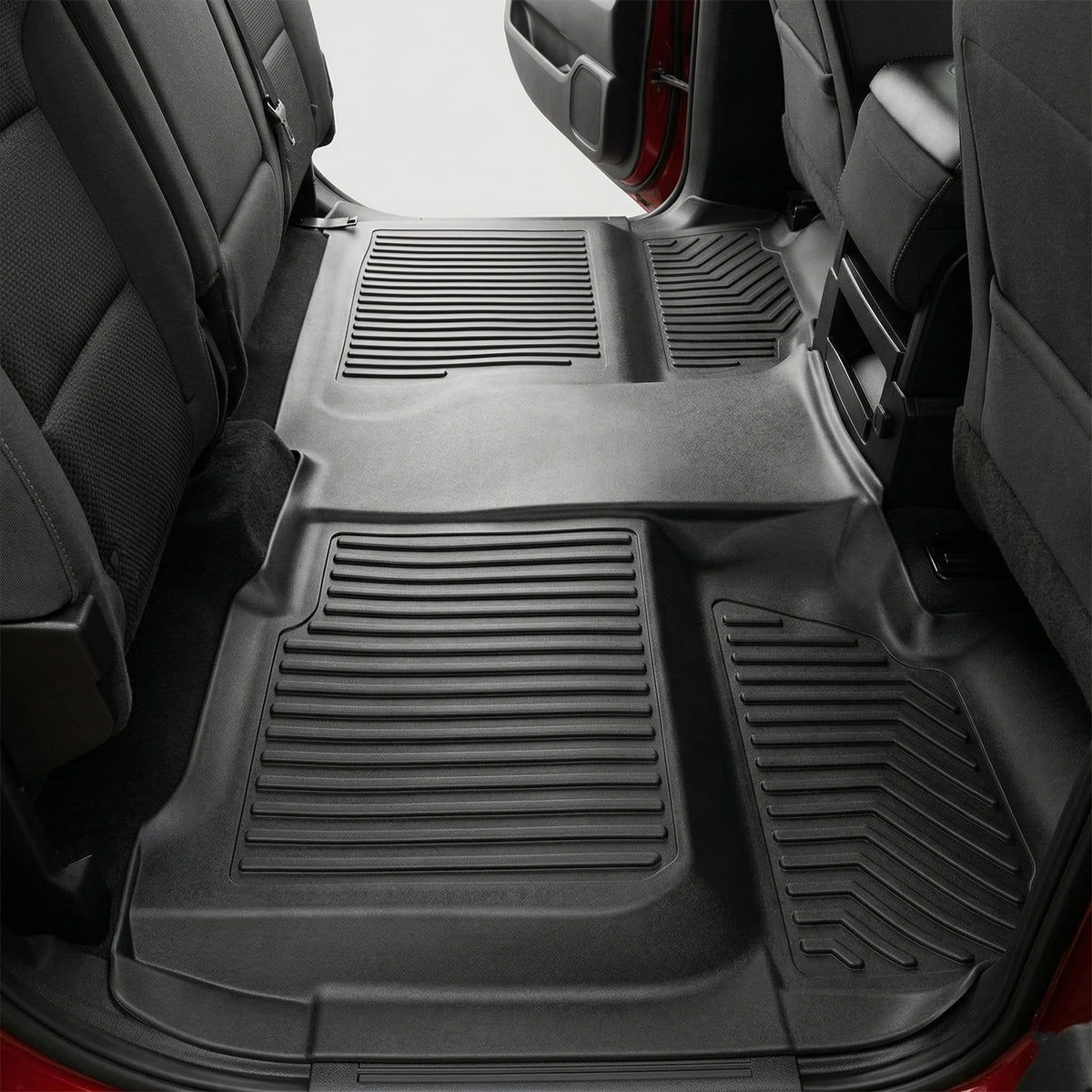 OEDRO snap clip anchoring detail showing secure anti-slip installation