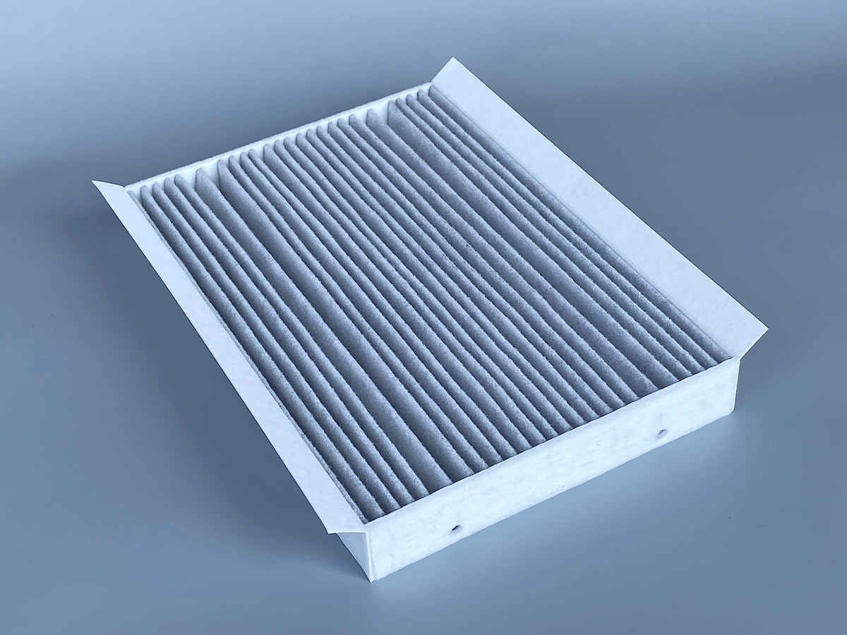 OIFILLIO filter in vehicle dashboard environment improving cabin air freshness