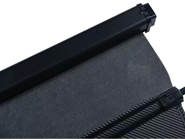 Okutech retract handle closeup showing easy-grip removal and quick-access benefit