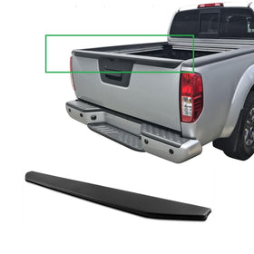 olltoz front view of tailgate molding showing clean factory fit